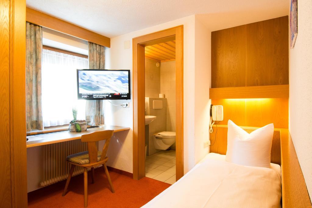 Garni Mathonerhof Hotel Ischgl Phòng bức ảnh